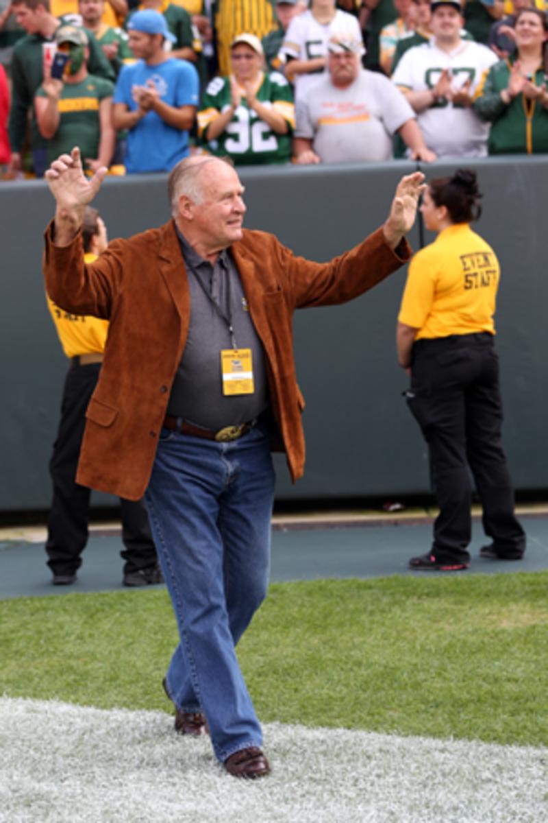 Kramer is introduced during a Packers’ alumnus ceremony last September at Lambeau Field.